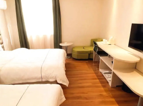 Super 8 Hotel