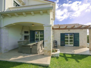 Villa Laši?i