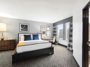 Hilton Motif Seattle