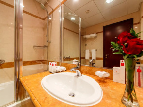 Отель Grand Millennium Dubai