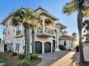 Capitano by Five Star Properties