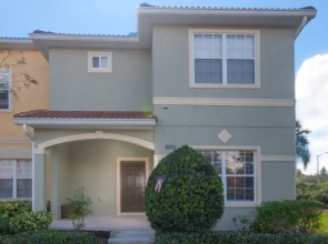 Paradise Palms Resort