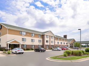 Quality Inn Bolingbrook I 55