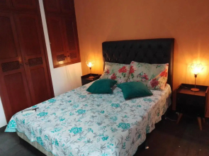 Casa aconchegante 100m da praia do Forte Cabo Frio