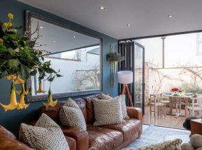 Luxury 2-bed House in Cheltenham