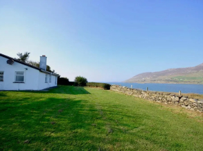 Cottage 101 - Moyard