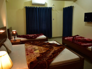 Seven Eleven Guest House