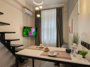 Апартаменты на Нижняя Первомайская 64