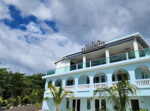 Tres Palmas Boutique Hotel