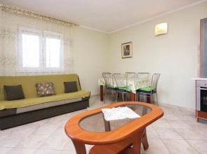 Stunning Apartment in Zatoglav With 2 Bedrooms and Wifi