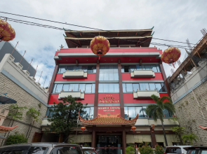 OYO 821 Hotel Dinasti