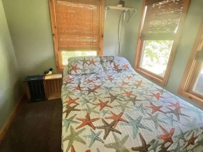 Boomfish Limit 5 2 Bedroom Cottage by RedAwning