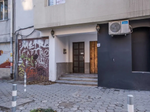 FM Economy 2-BDR Apartment - Next to Serdika Center