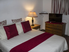 Avalone Guest House
