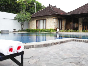 Taman Sari Cottages 2