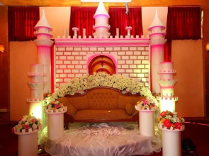 Delma Mount View Hotel