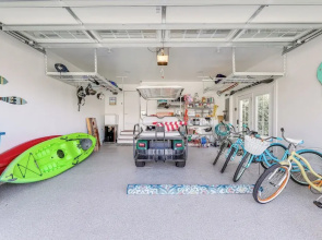 Furnished Outdoor Space: Family Home in Ocean View
