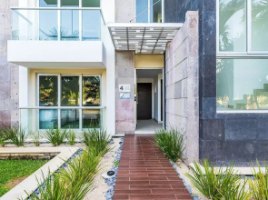 Casa Aruba 403n 2 Bedroom Apts by RedAwning