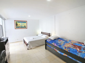 Apartamentos Home Basic El Laguito