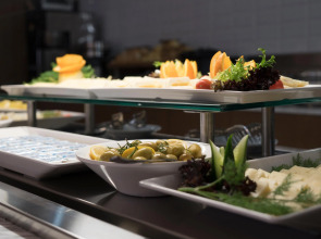 Yuksel Istanbul Yenikapi