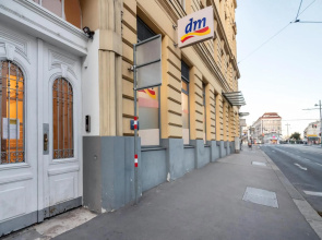 Cozy and central City Apartment at the Belvedere