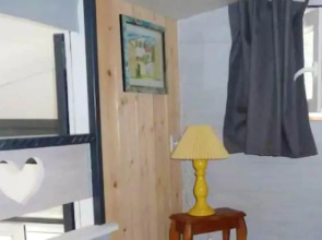 House With 2 Bedrooms In La Rochelle With Enclosed Garden And Wifi