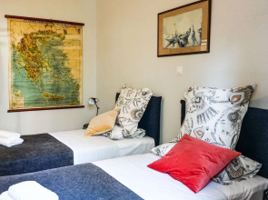 A Happy stay by Edem Beach