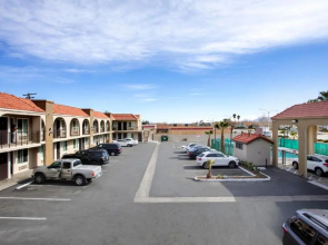OYO Hotel Palmdale - Antelope Valley