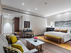 Taj Jumeirah Lakes Towers