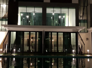 Hermitage Boutique House