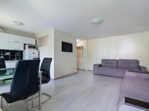 Lux 2-bedroom Most City area Center, spa bath