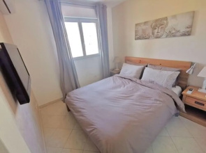 2P au pied des plages,Piscine,Wifi,Clim