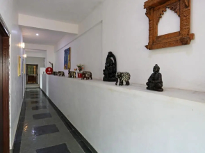 OYO 81306 Home Modern Stay