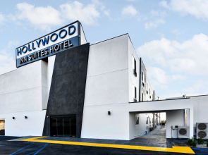 Hollywood Inn Suites Hotel