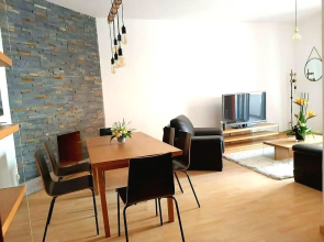 Cosy and Charming Home 2