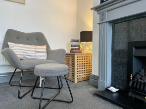 Blackpool Holiday Home with free parking and a private patio garden