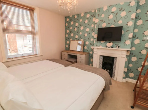 Flat 2, Mindello House