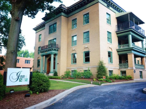 Inn at 835 Boutique Hotel
