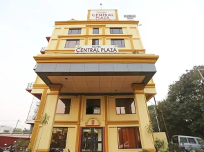 Hotel Central Plaza By OYO Rooms