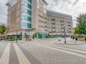 Mint House Greenville Downtown by Kasa