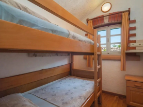 Nice Home in Selca With Wifi, Private Swimming Pool and 3 Bedrooms