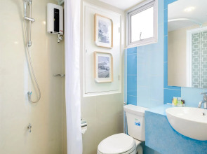 The Tint at Phuket town