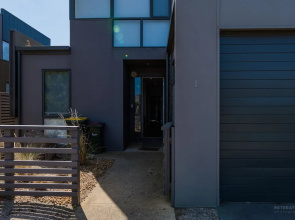 Stylish 4 Bedroom Condo