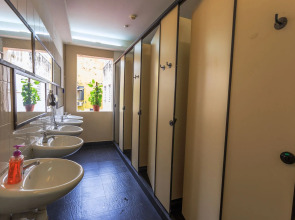 The Hive Singapore Hostel