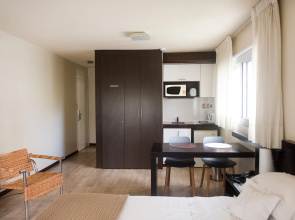 27 Suites Apart Hotel