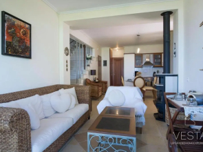 Galini Villa, 3 bdrms, sea views & private garden