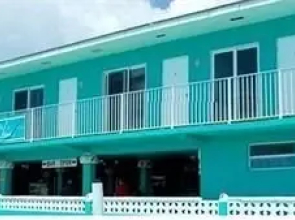 Big Johns Hotel
