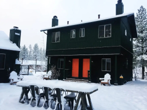 Noon Lodge at Mallard Bay