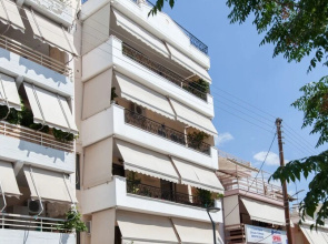 Deluxe 2 Bedroom apt in Petroupoli