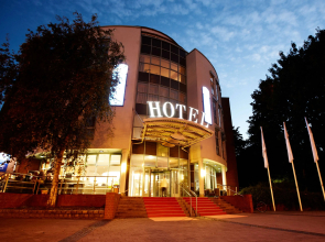 Hotel Kiel by Golden Tulip